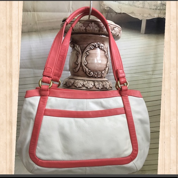 Coach White/Coral Leather Cricket Satchel Bag NWT Summer beauty - Picture 3 of 9